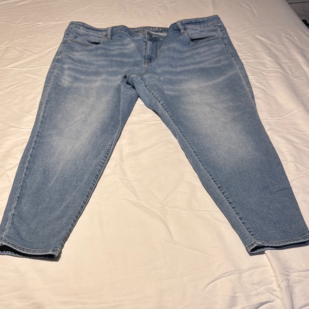 American Eagle Outfitters Light Blue Skinny Jeans